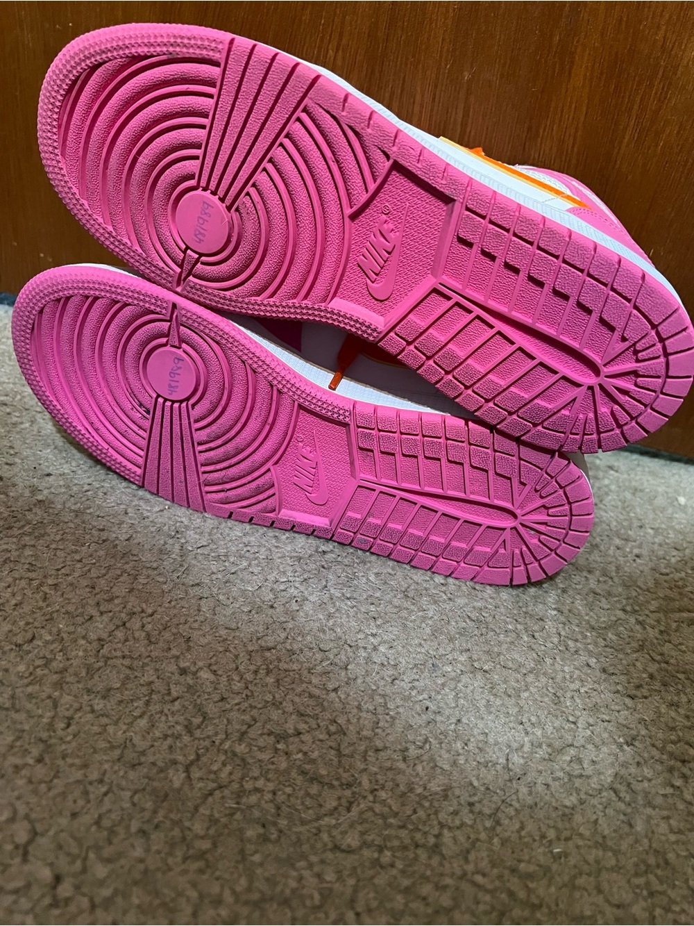 Shoes - Picture 4 of 4